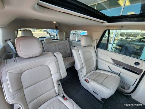 Used 2019 Lincoln Navigator Reserve w/ Cargo Package AWD/4WD image 47