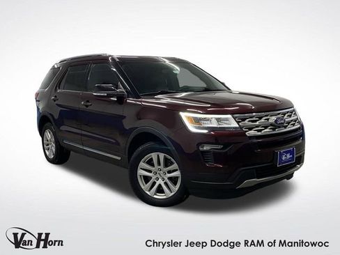 Used 2018 Ford Explorer XLT w/ Equipment Group 202A image 1