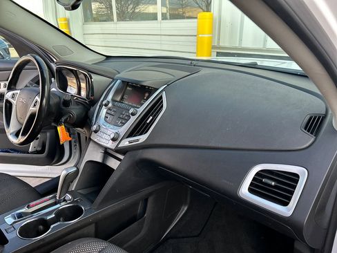 Used 2014 GMC Terrain SLE image 29