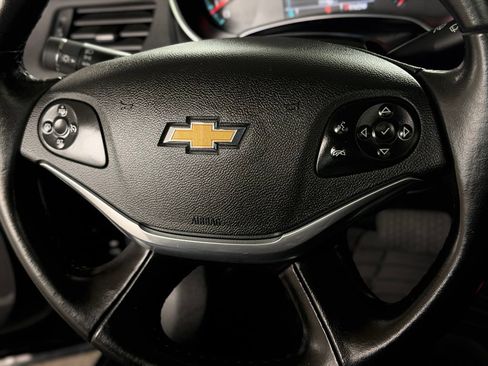 Used 2019 Chevrolet Impala Premier FWD image 33