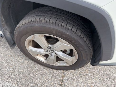 Used 2021 Toyota RAV4 Limited w/ Limited Grade Weather Package image 13