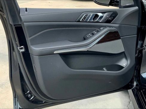 New 2026 BMW X5 xDrive50e w/ M Sport Package image 10