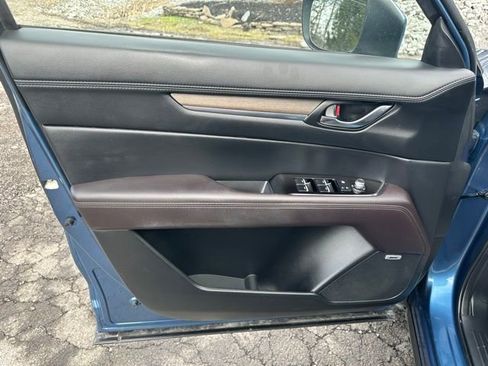 Used 2023 MAZDA CX-5 Signature image 29