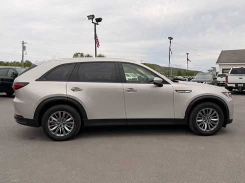 Used 2025 MAZDA CX-90 3.3 Turbo w/ Preferred Package AWD/4WD image 4