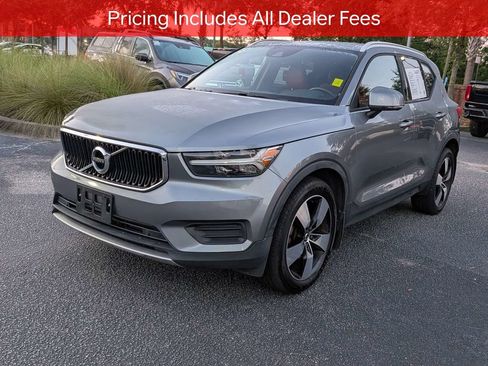 Used 2019 Volvo XC40 T5 Momentum AWD/4WD image 8