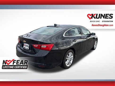 Used 2017 Chevrolet Malibu LT image 11