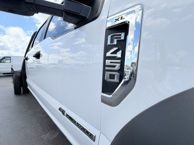Used 2018 Ford F450 XL w/ Power Equipment Group RWD image 21