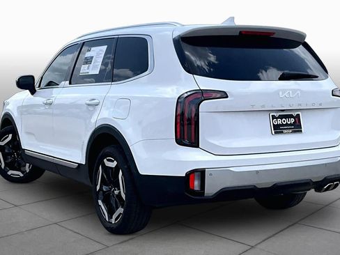 Used 2024 Kia Telluride EX w/ EX Captain's Chair Package FWD image 10
