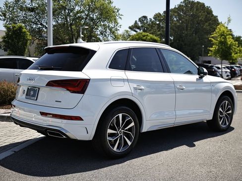 Certified 2025 Audi Q5 2.0T Premium AWD/4WD image 7