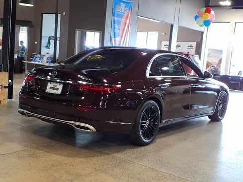 Used 2022 Mercedes-Benz S 580 4MATIC Sedan w/ Warmth & Comfort Package image 5