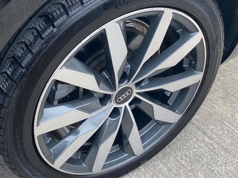 Used 2023 Audi A4 2.0T Premium w/ Convenience Package image 21