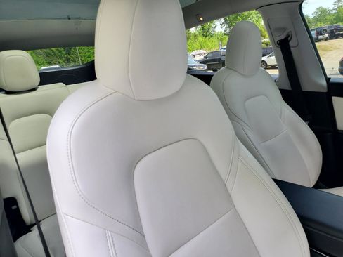 Used 2021 Tesla Model Y Long Range image 45