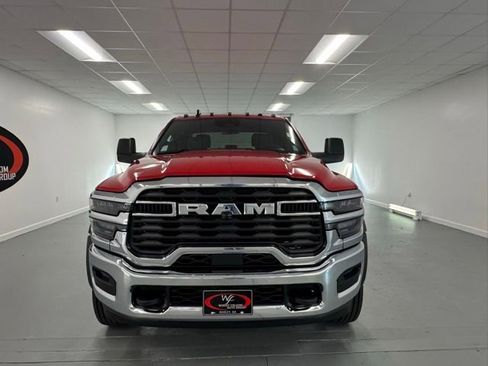 New 2026 RAM 5500 Tradesman w/ Chrome Appearance Group image 2