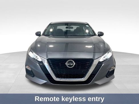 Used 2022 Nissan Altima 2.5 AWD/4WD image 3