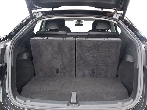 Used 2021 Tesla Model Y Long Range image 28