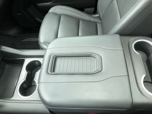 Used 2023 Chevrolet Tahoe Z71 w/ Z71 Off-Road Package image 19