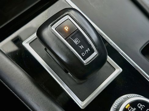 Used 2024 Mitsubishi Outlander SE FWD image 25