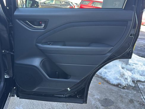 Used 2025 Subaru Forester Limited w/ Popular Package image 23