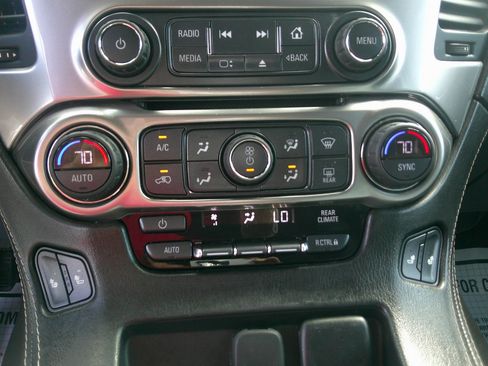 Used 2019 Chevrolet Suburban LT w/ Texas Edition Package image 23