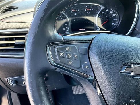 Used 2022 Chevrolet Equinox RS w/ LPO, Floor Liner Package FWD image 19