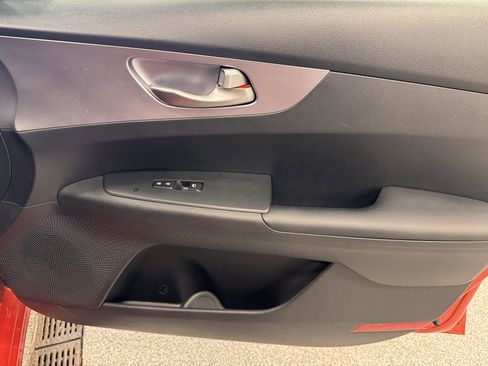 Certified 2022 Kia Forte LXS image 26