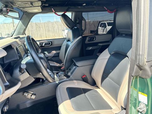 Certified 2023 Ford Bronco Wildtrak image 13