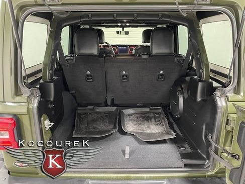 Used 2023 Jeep Wrangler Unlimited Rubicon w/ Steel Bumper Group AWD/4WD image 24