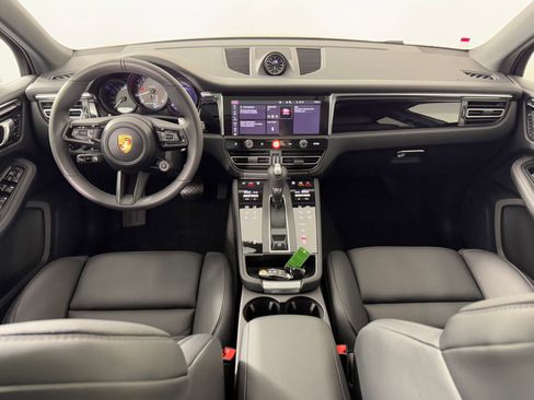 Certified 2026 Porsche Macan AWD/4WD image 20