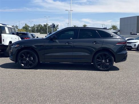 New 2025 Jaguar F-PACE R-Dynamic S image 21