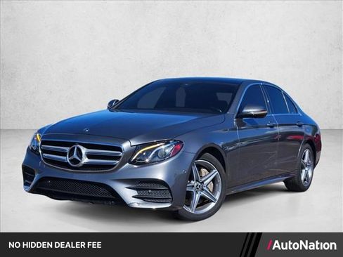 Used 2020 Mercedes-Benz E 350 4MATIC Sedan image 1