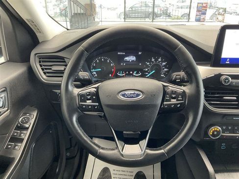 Used 2022 Ford Escape SE w/ Cold Weather Package AWD/4WD image 21