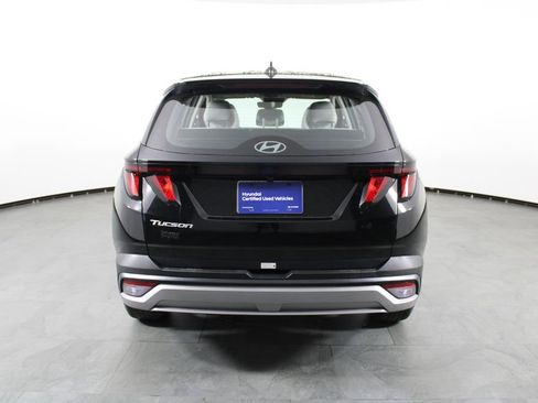 Certified 2026 Hyundai Tucson SE FWD image 11