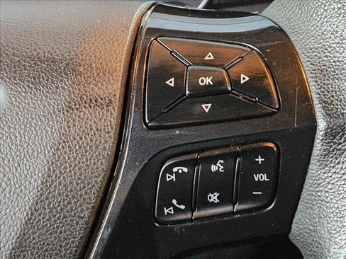Used 2016 Ford Explorer XLT w/ Equipment Group 202A FWD image 20