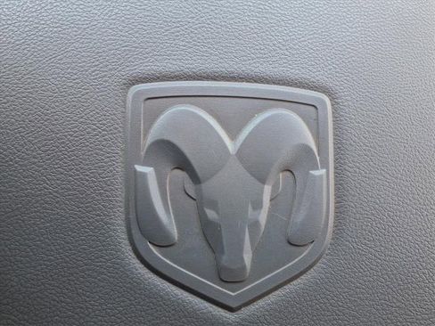 Used 2014 RAM 3500 SLT w/ Luxury Group image 21