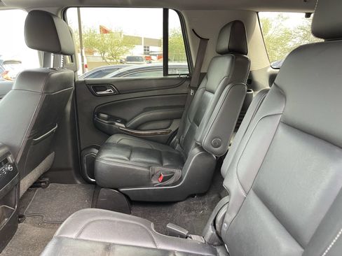 Used 2018 Chevrolet Tahoe LT w/ Luxury Package AWD/4WD image 9