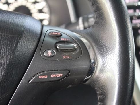 Used 2019 Nissan Murano SL AWD/4WD image 17