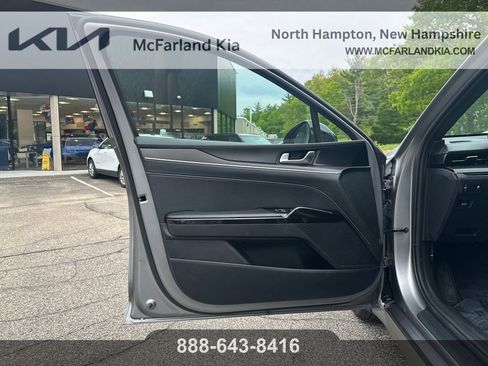 Used 2025 Kia K5 GT-Line AWD/4WD image 11