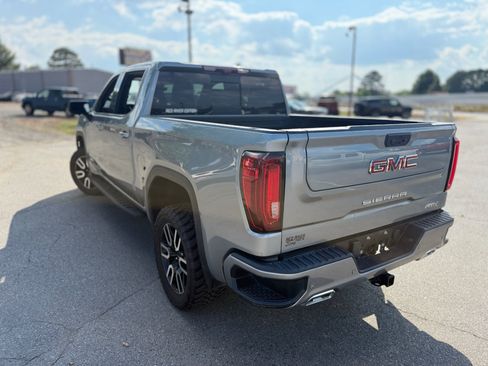Used 2024 GMC Sierra 1500 AT4 w/ Technology Package AWD/4WD image 19
