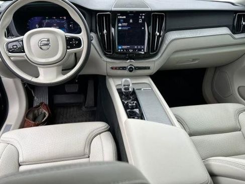 Certified 2024 Volvo XC60 T8 Ultimate w/ Protection Package Premier image 2