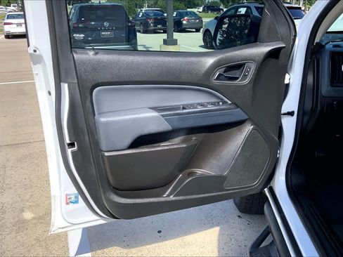Used 2021 Chevrolet Colorado Z71 AWD/4WD image 21