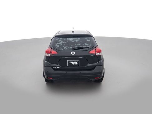 Used 2020 Nissan Kicks S FWD image 6