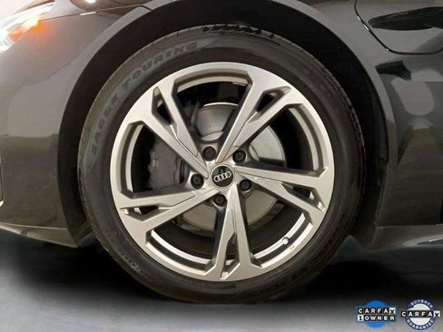 Used 2022 Audi e-tron GT Premium Plus image 95