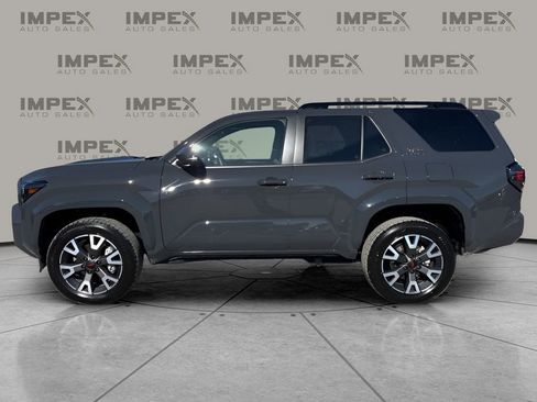 Used 2025 Toyota 4Runner TRD Sport image 2