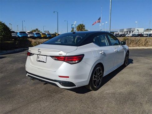 New 2025 Nissan Sentra SR w/ SR Premium Package image 5