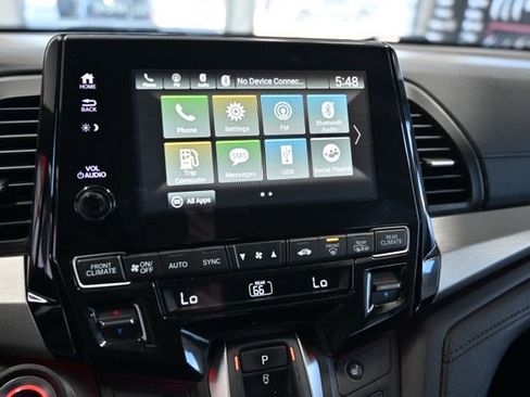 Used 2024 Honda Odyssey Sport image 17
