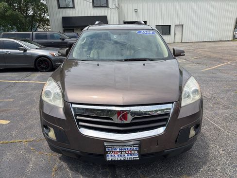 Used 2008 Saturn Outlook XR w/ Premium Trim Package FWD image 2