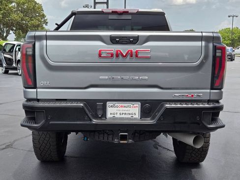 Used 2024 GMC Sierra 2500 AT4X AWD/4WD image 4