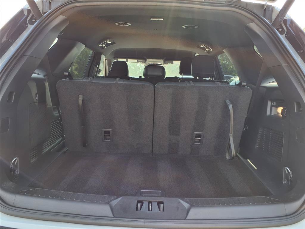 Used 2026 Ford Explorer ST-Line w/ Premium Package RWD image 16