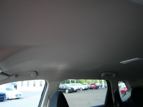 Used 2023 Nissan Rogue S AWD/4WD image 12