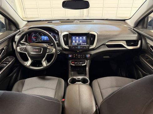 Used 2024 GMC Terrain SLE w/ Driver Convenience Package FWD image 25